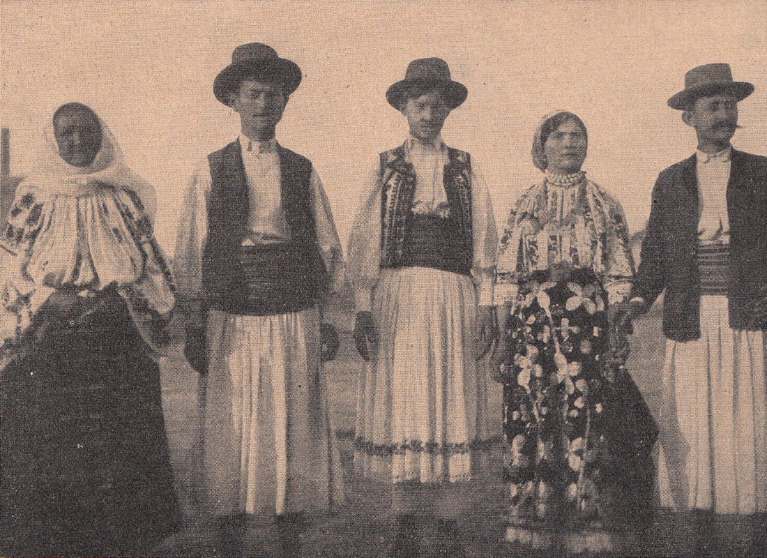 Romanian men and women in the old folk costume